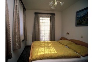 Slovenija Privát Studor, Eksterier